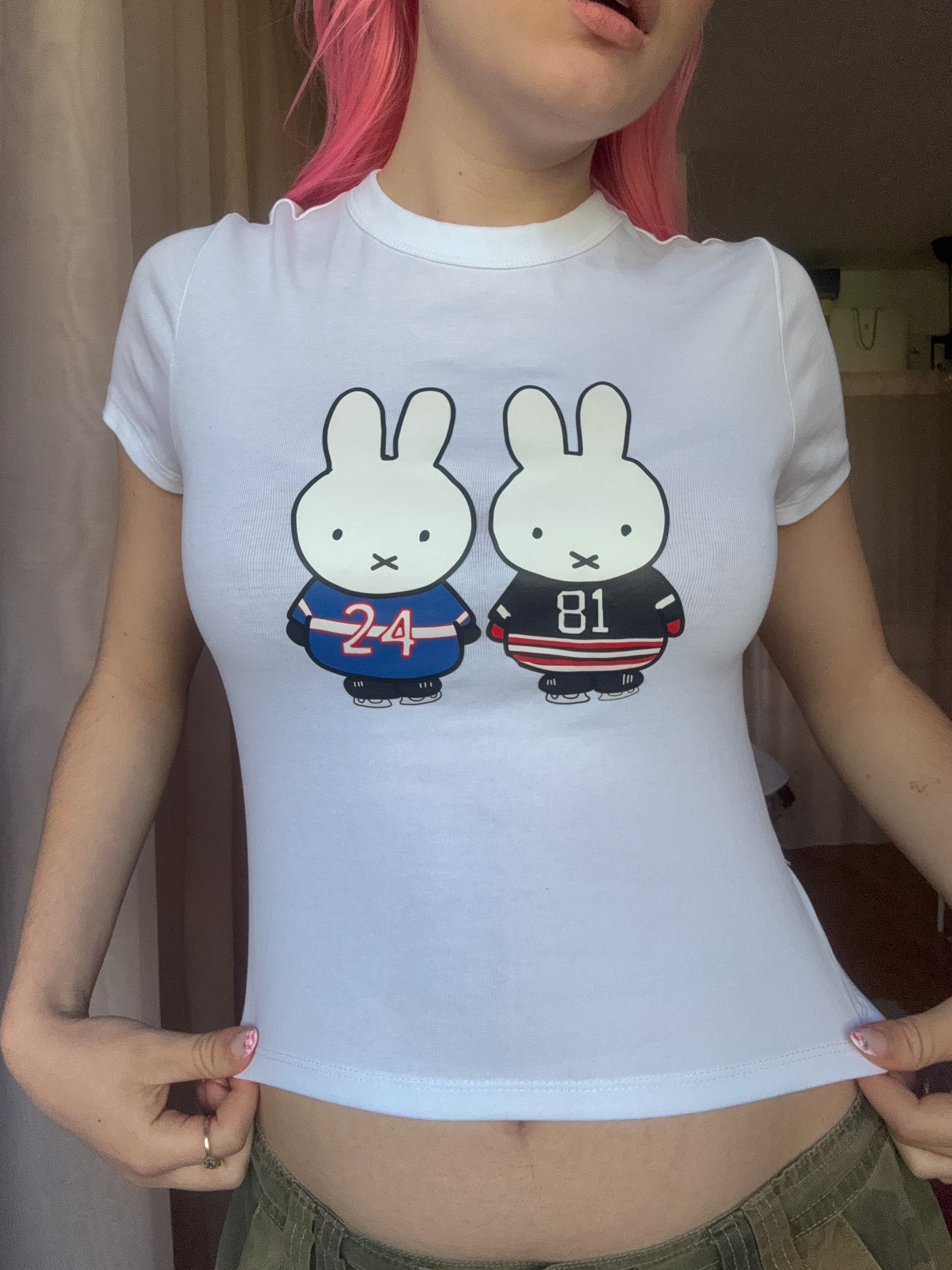 T-shirt Miffy Rozanov x Hollander vue arrière, crop top sérigraphié main à Lyon, Pink+Yarn